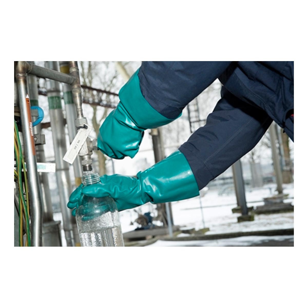 Chemical Resistant Work Gloves (Large - Size 9) - 8-352L